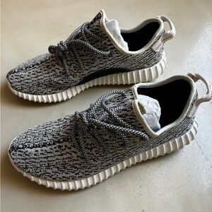 Yeezy/Adidas Boost 350